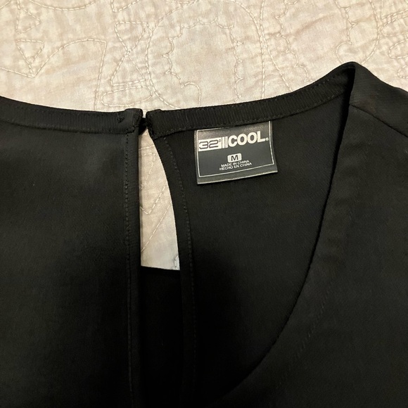 Chic Black Dress with Drawstring Waist - Picture 3 of 3